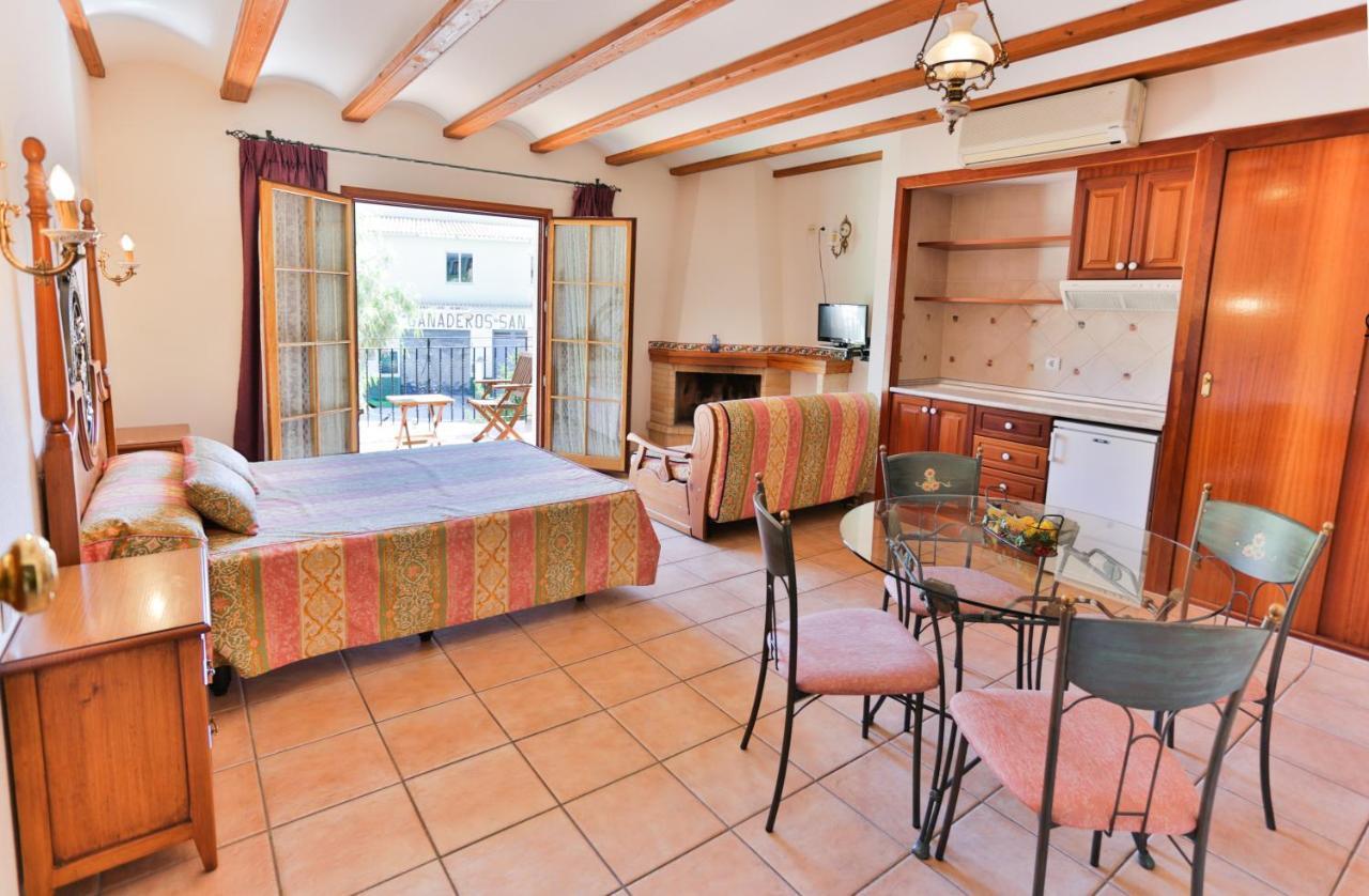Hotel Rural Serrella Castell De Castells Extérieur photo